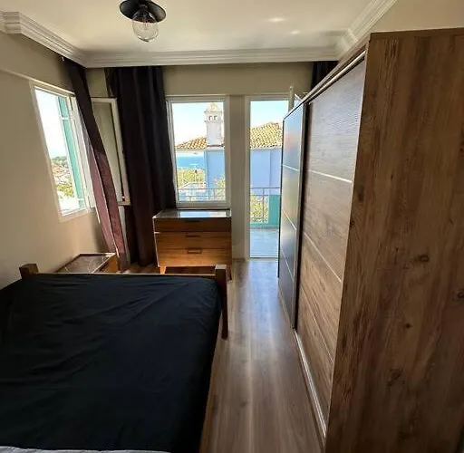 Elegant In 5 Min Walk To Sea & Center Villa