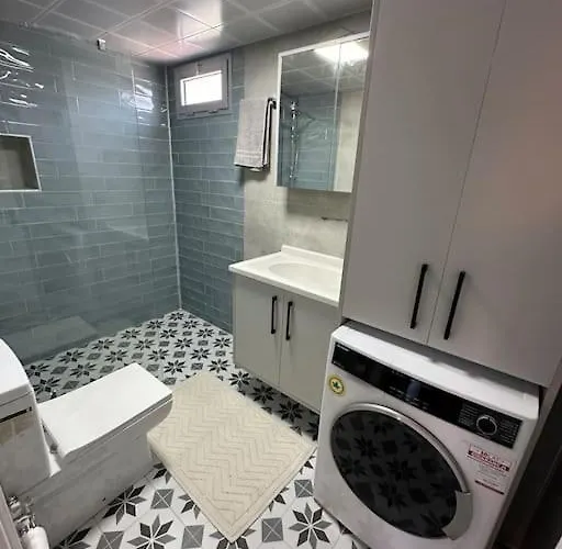 Elegant In 5 Min Walk To Sea & Center Kusadası