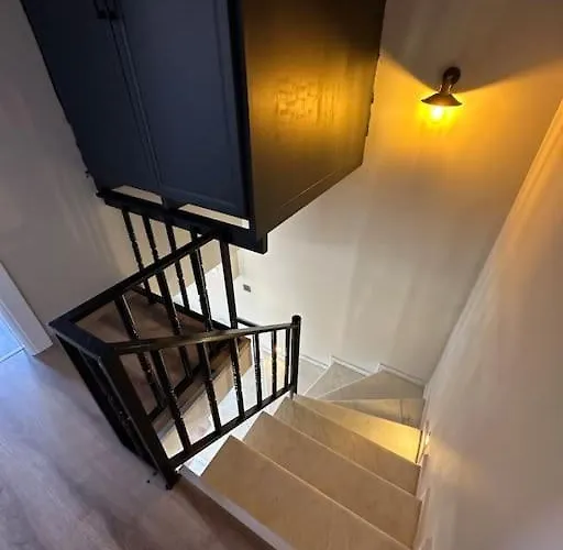 Elegant In 5 Min Walk To Sea & Center Villa